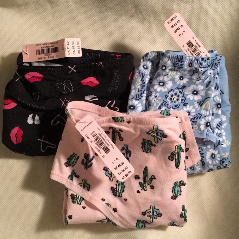 ✌🏾¡SOLD! NWT TWO VS low rise hiphugger panties - Picture 3 of 5